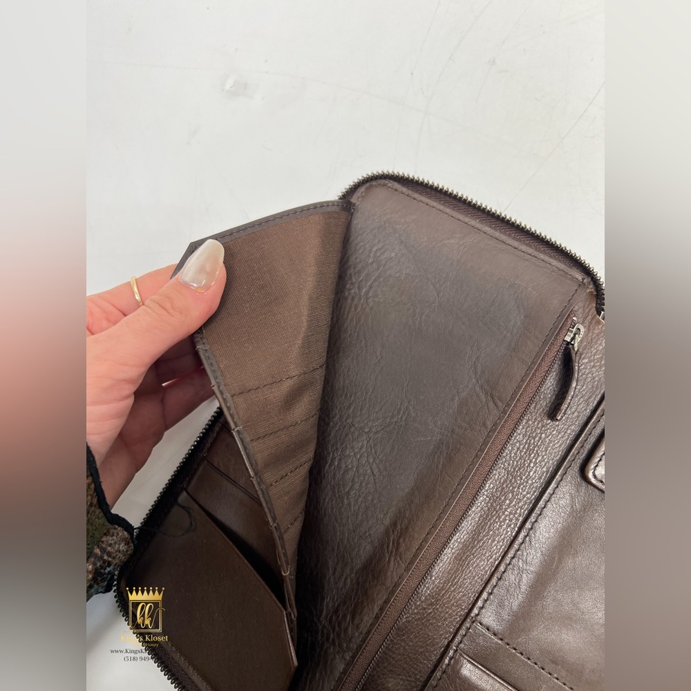 Burberry zip around organizer wallet - Picture 10 of 16